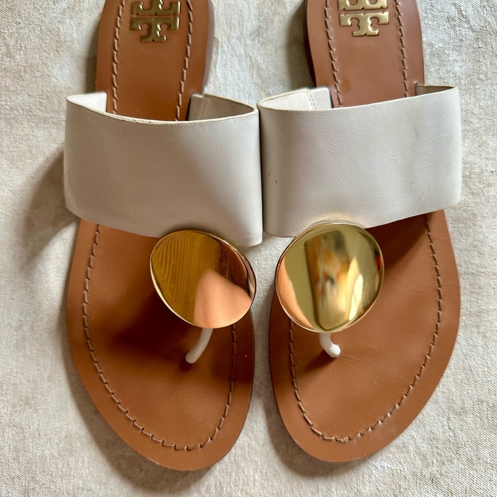 Tory Burch ‘Patos’ Disk Sandals in White